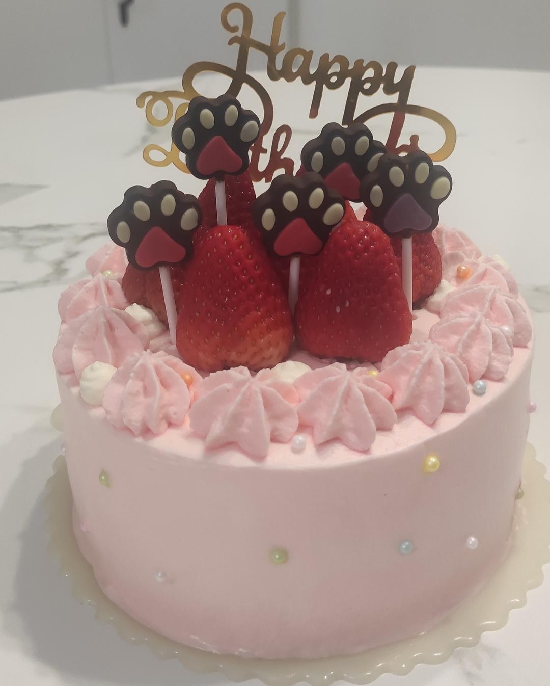 简约8寸草莓🍓生日蛋糕
