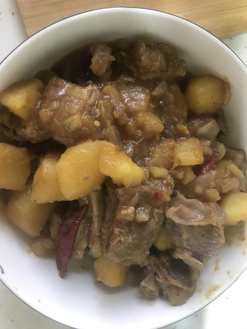 土豆烧排骨