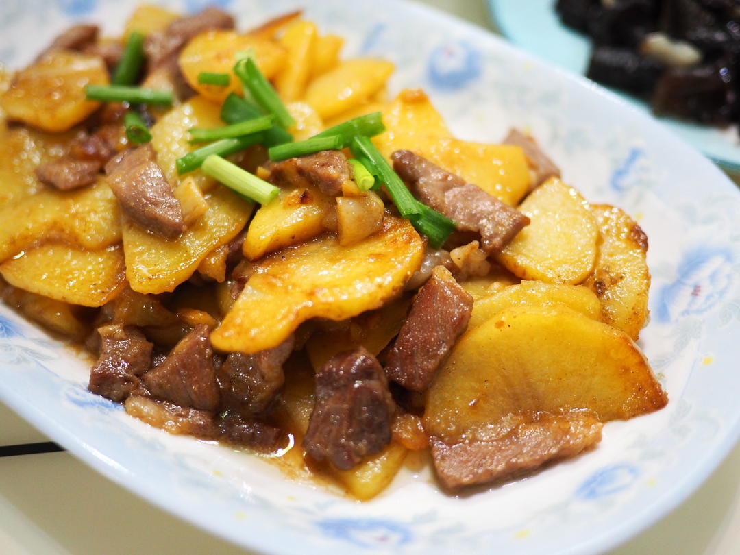 【土豆片炒肉图片】宽波浪_下厨房