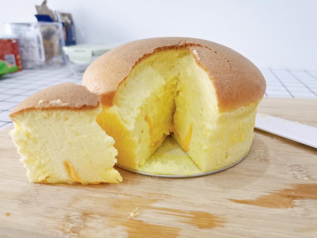 堪比柯基屁股
爆浆芝士🧀古早蛋糕