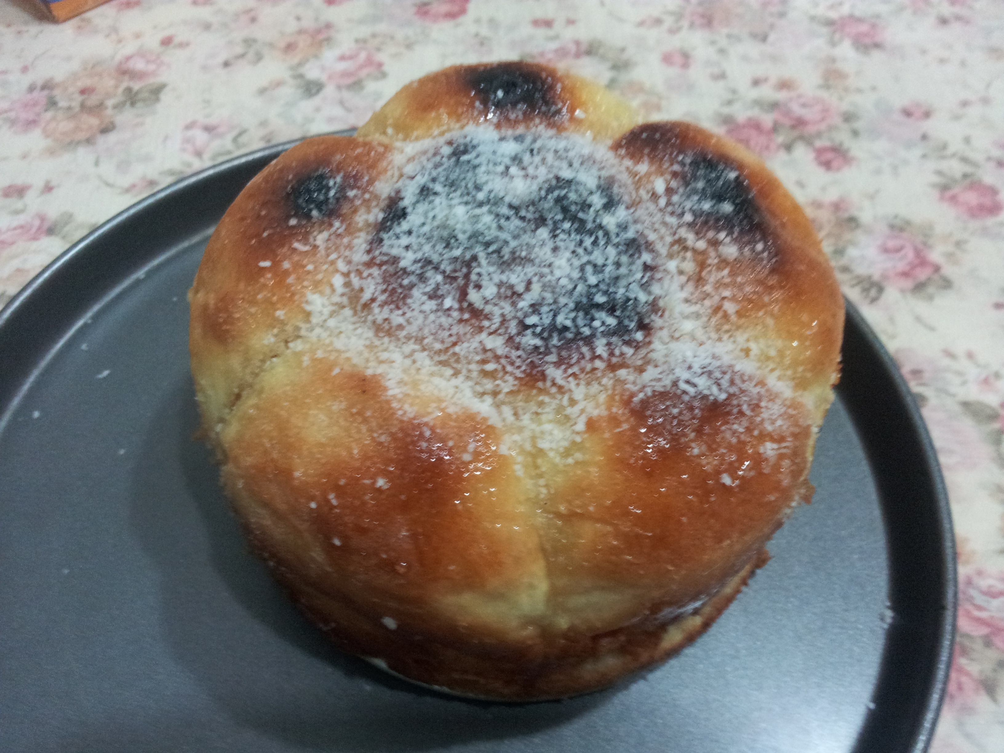 椰蓉酸奶小面包