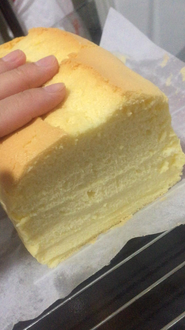 堪比柯基屁股
爆浆芝士🧀古早蛋糕
