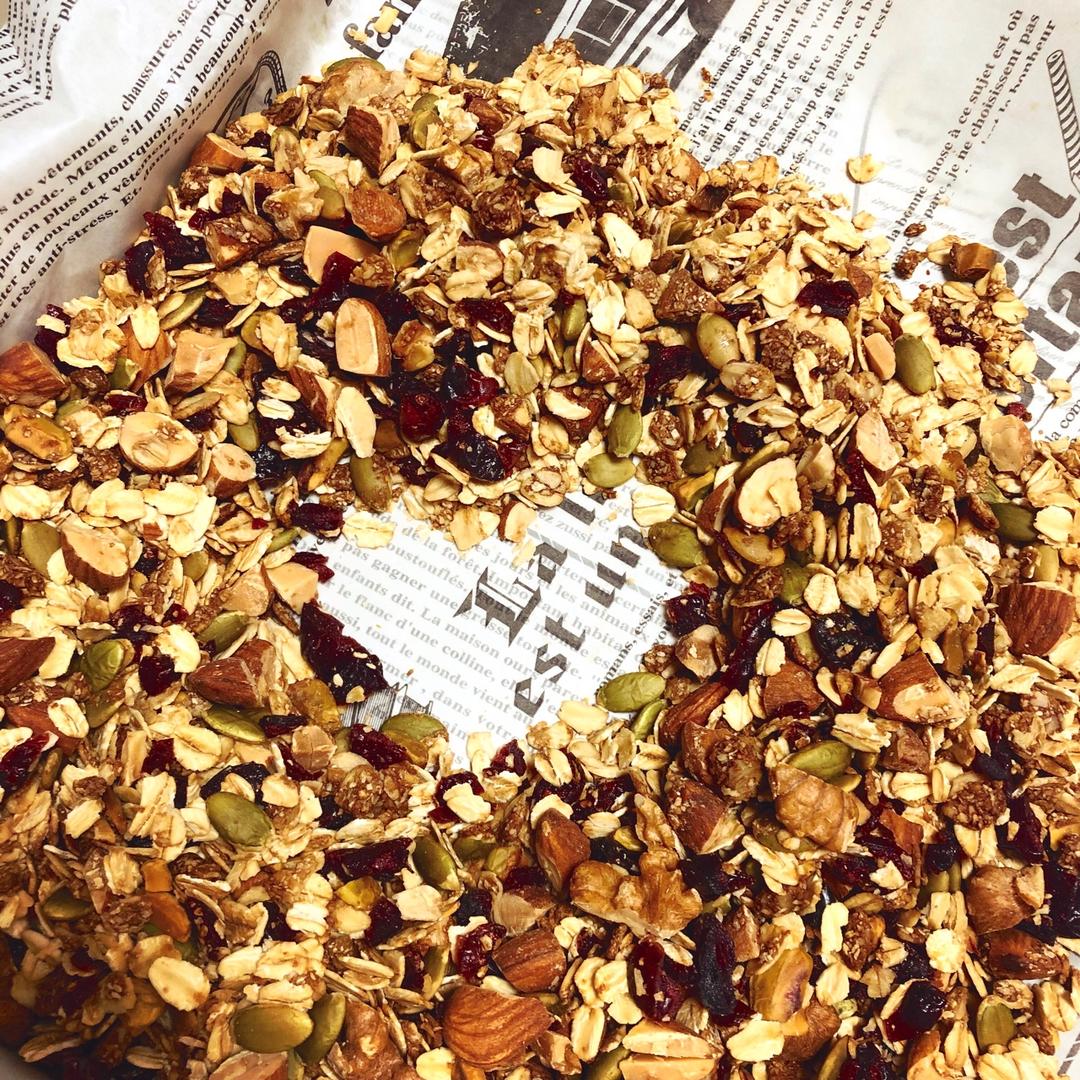 Granola（格兰诺拉麦片）