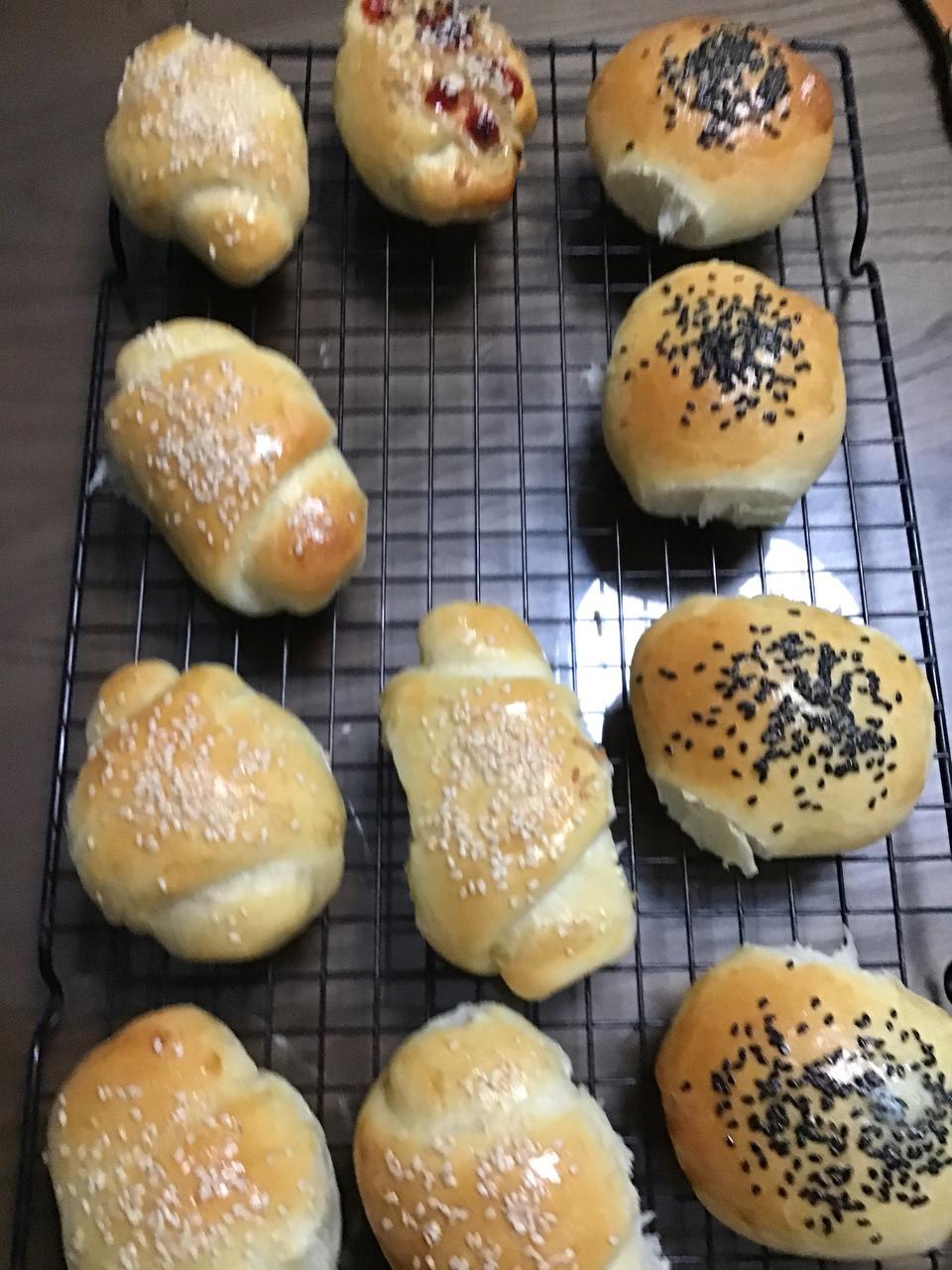 纯奶手撕吐司的做法 步骤1