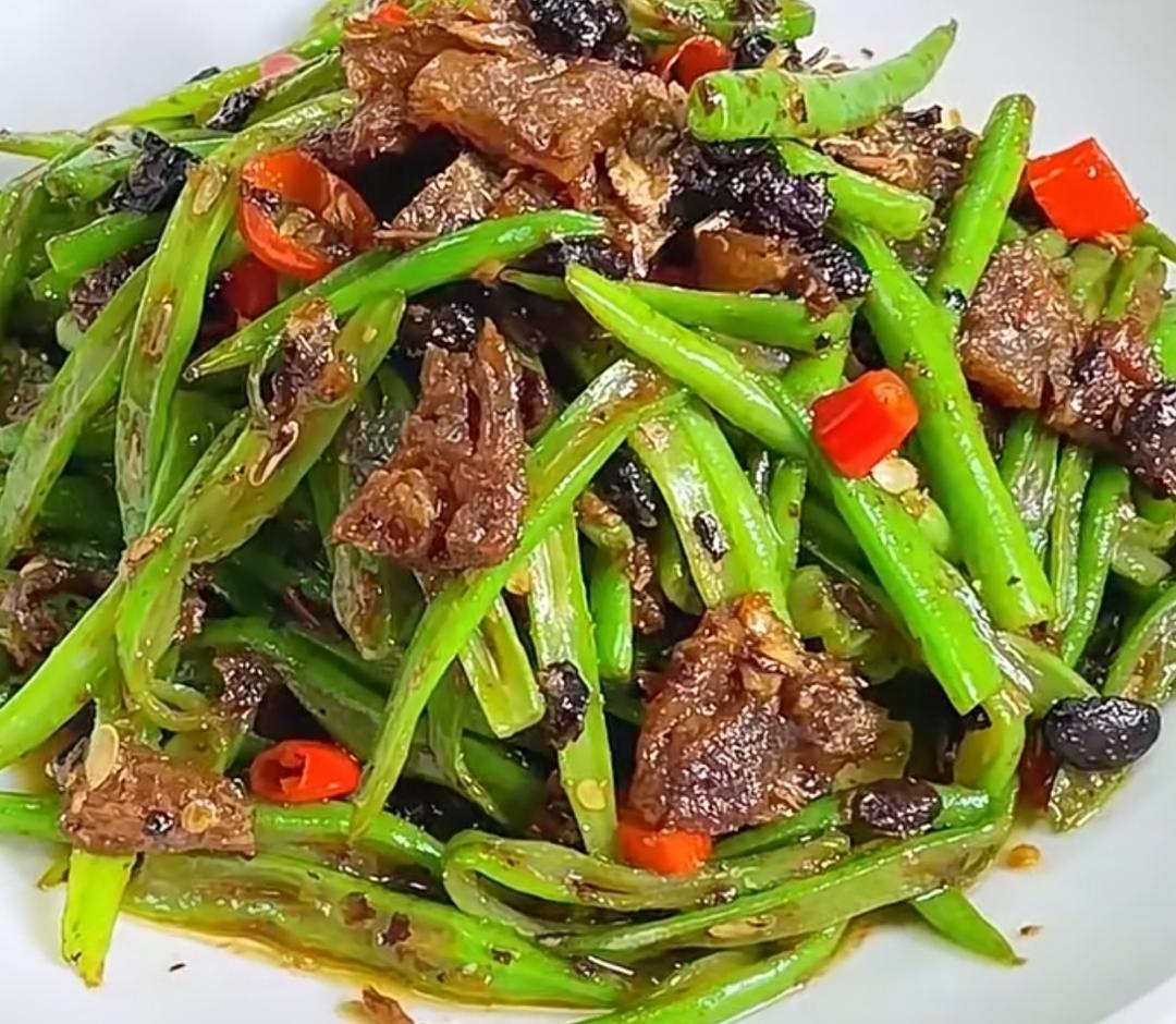 豆豉鲮鱼炒四季豆