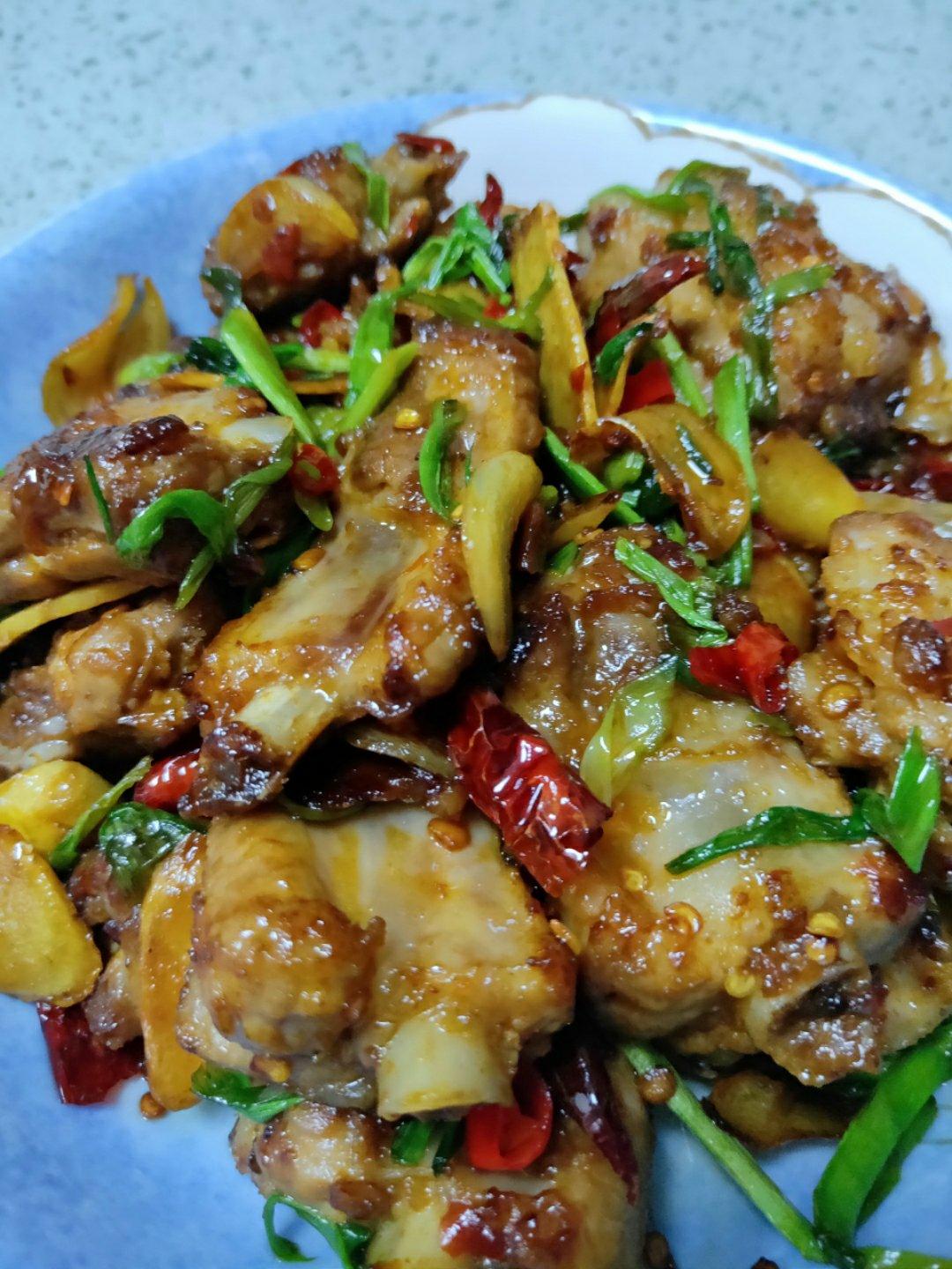 青椒煎排骨