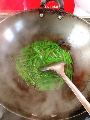 超简单的上海小吃葱油拌面的做法 步骤3