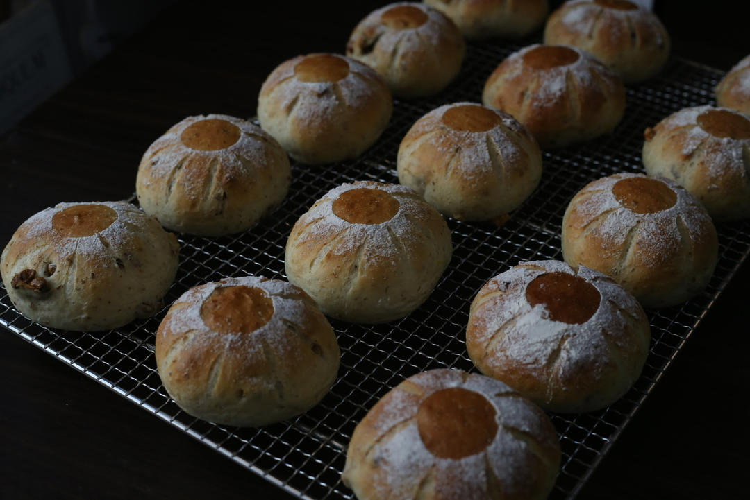 桂花和奶酪做的软欧包也太好吃了！