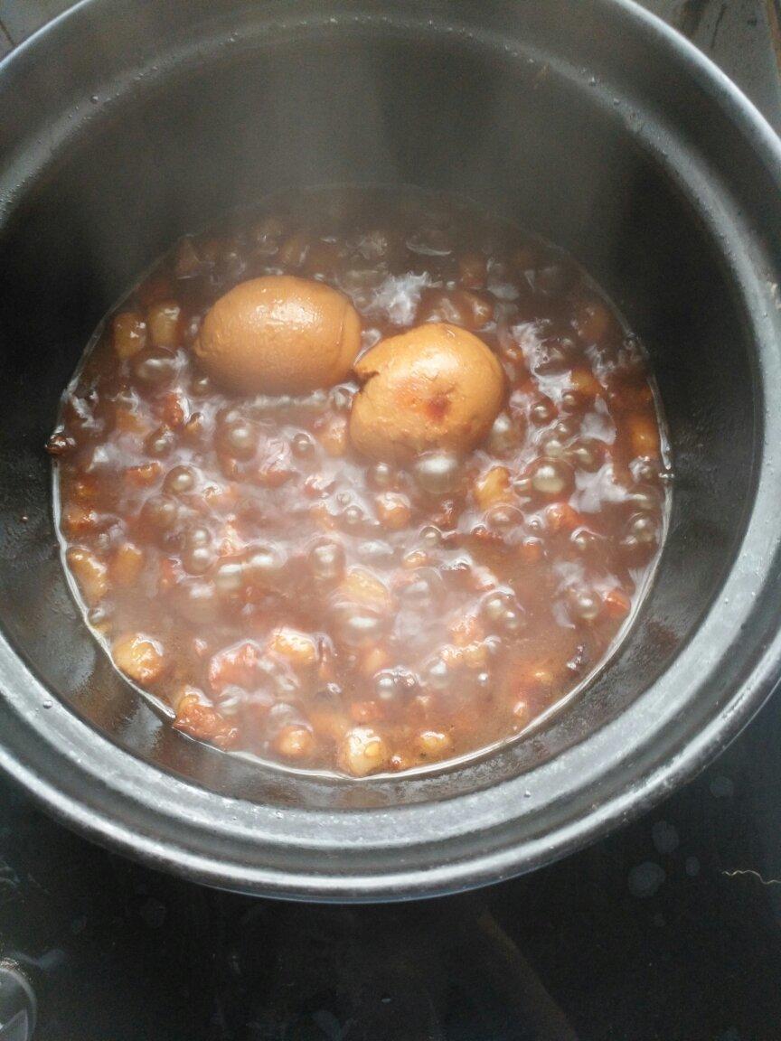 【卤肉饭】