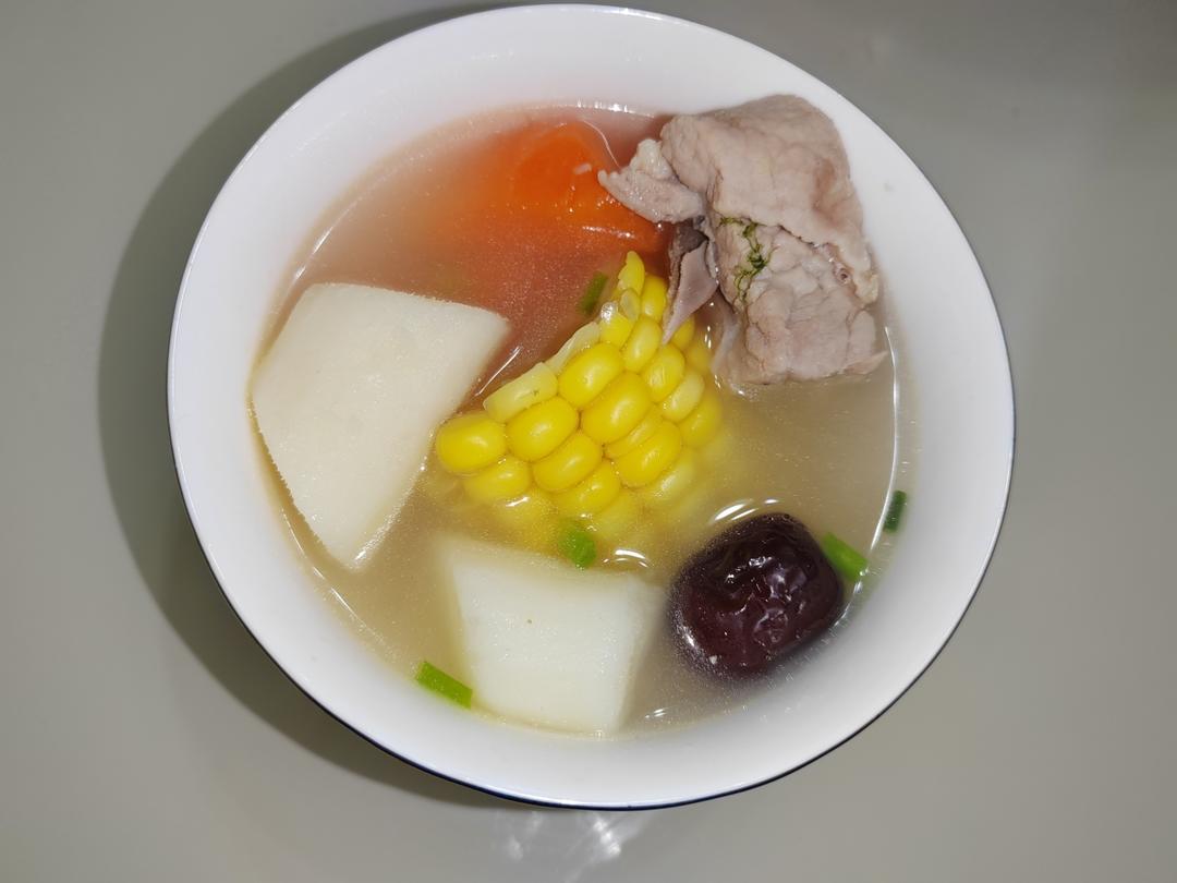 山药玉米胡萝卜红枣  排骨汤