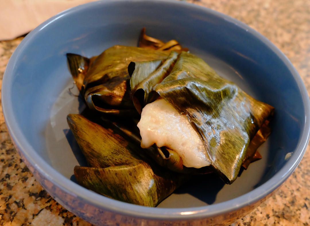 广西芭蕉叶糍粑