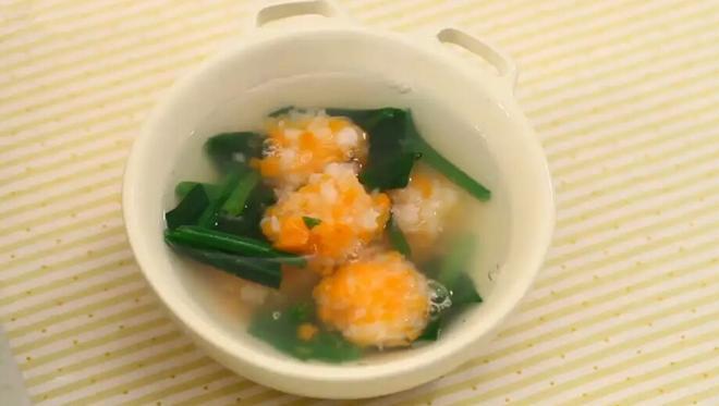 菠菜虾丸汤的做法