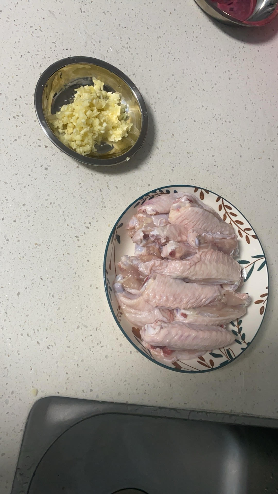 蒜香鸡翅，这才是鸡翅最好吃的做法
