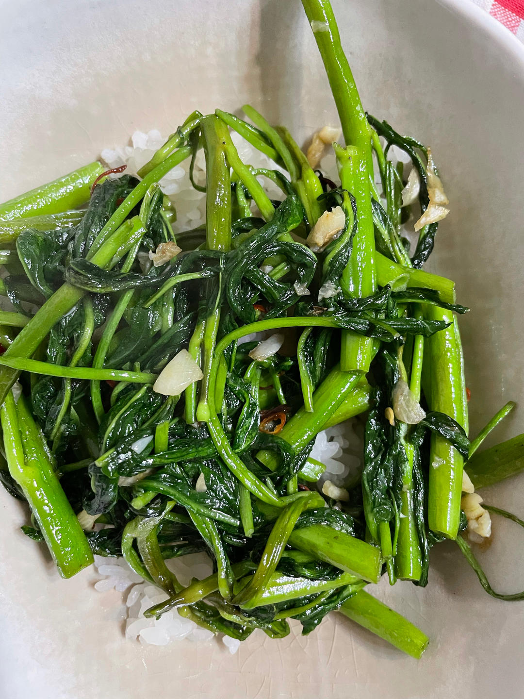 炝炒空心菜（不黑的秘密）