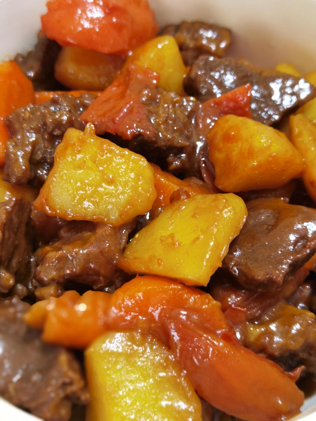牛肉炖土豆