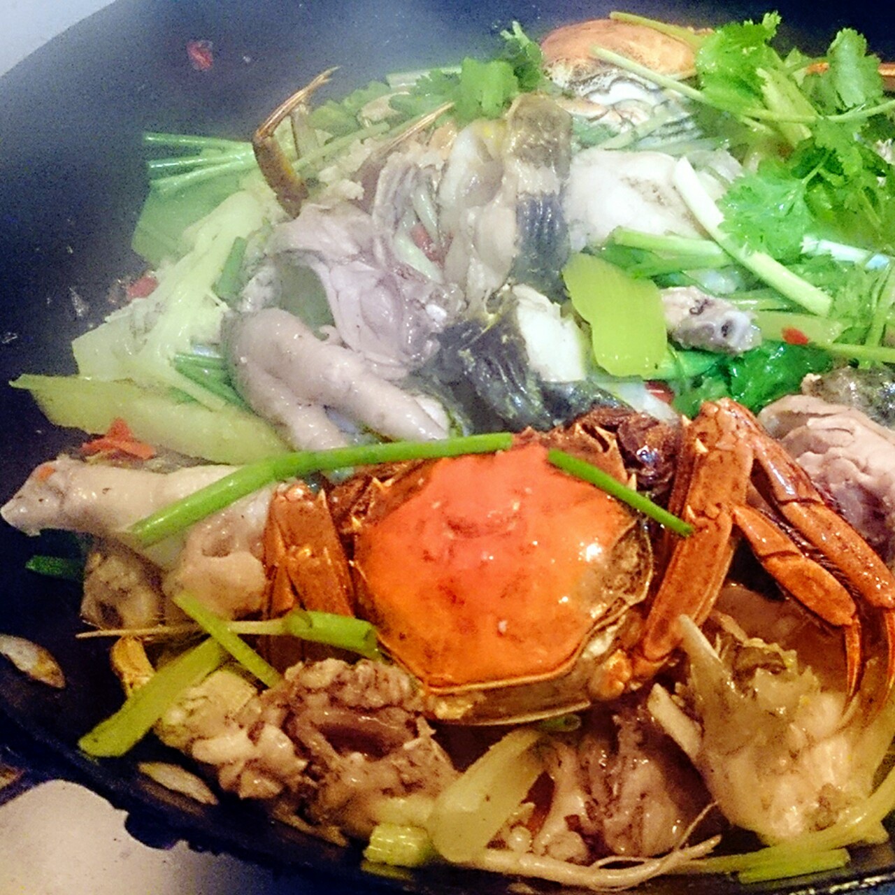 美味鸡煲蟹/鸡焖蟹煲