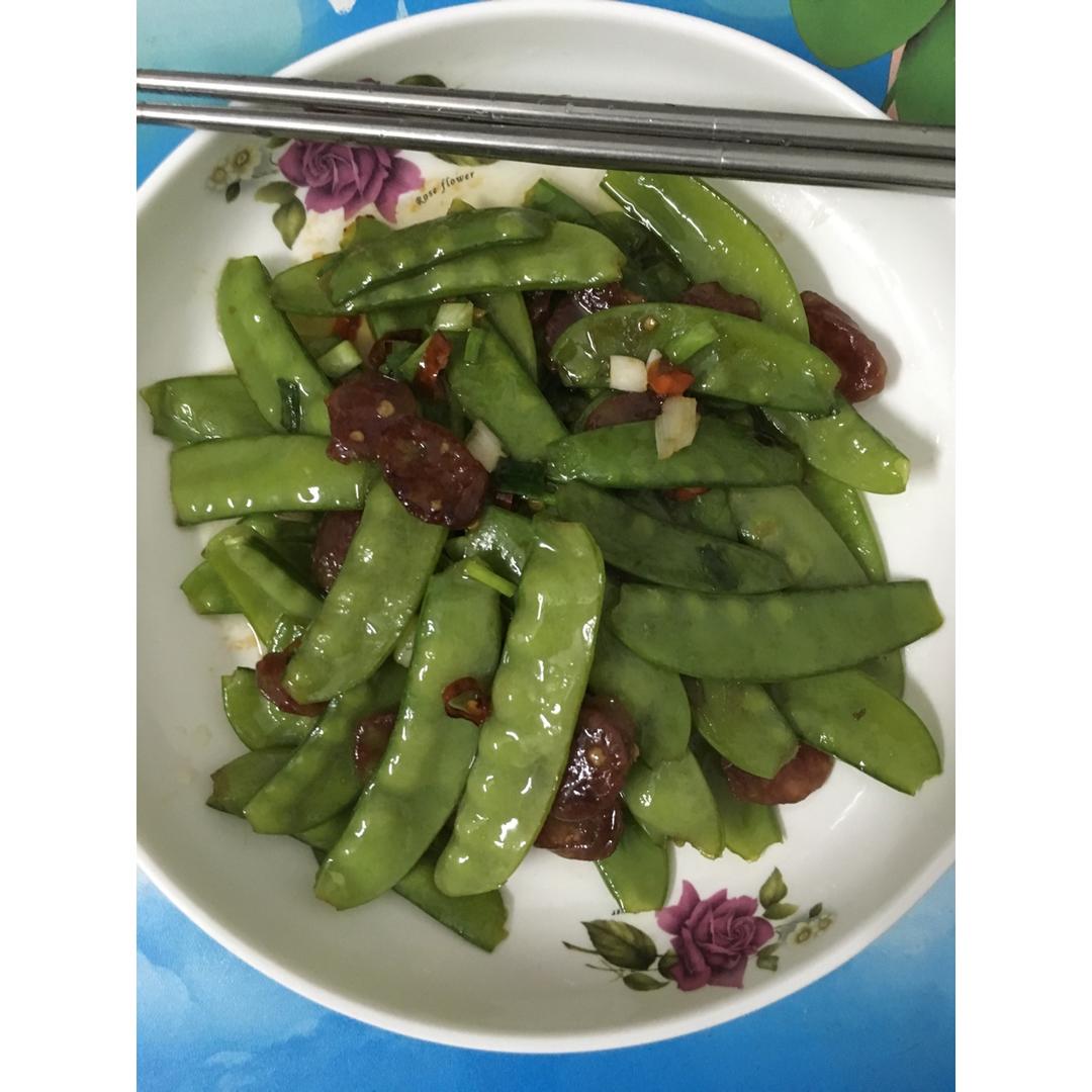 荷兰豆炒腊肠