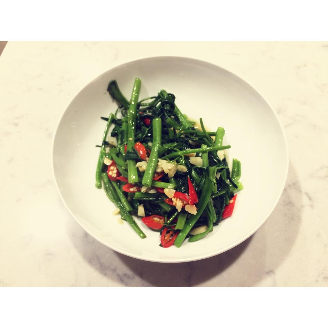 泰式炒通菜--Pak Bong Fai Liang