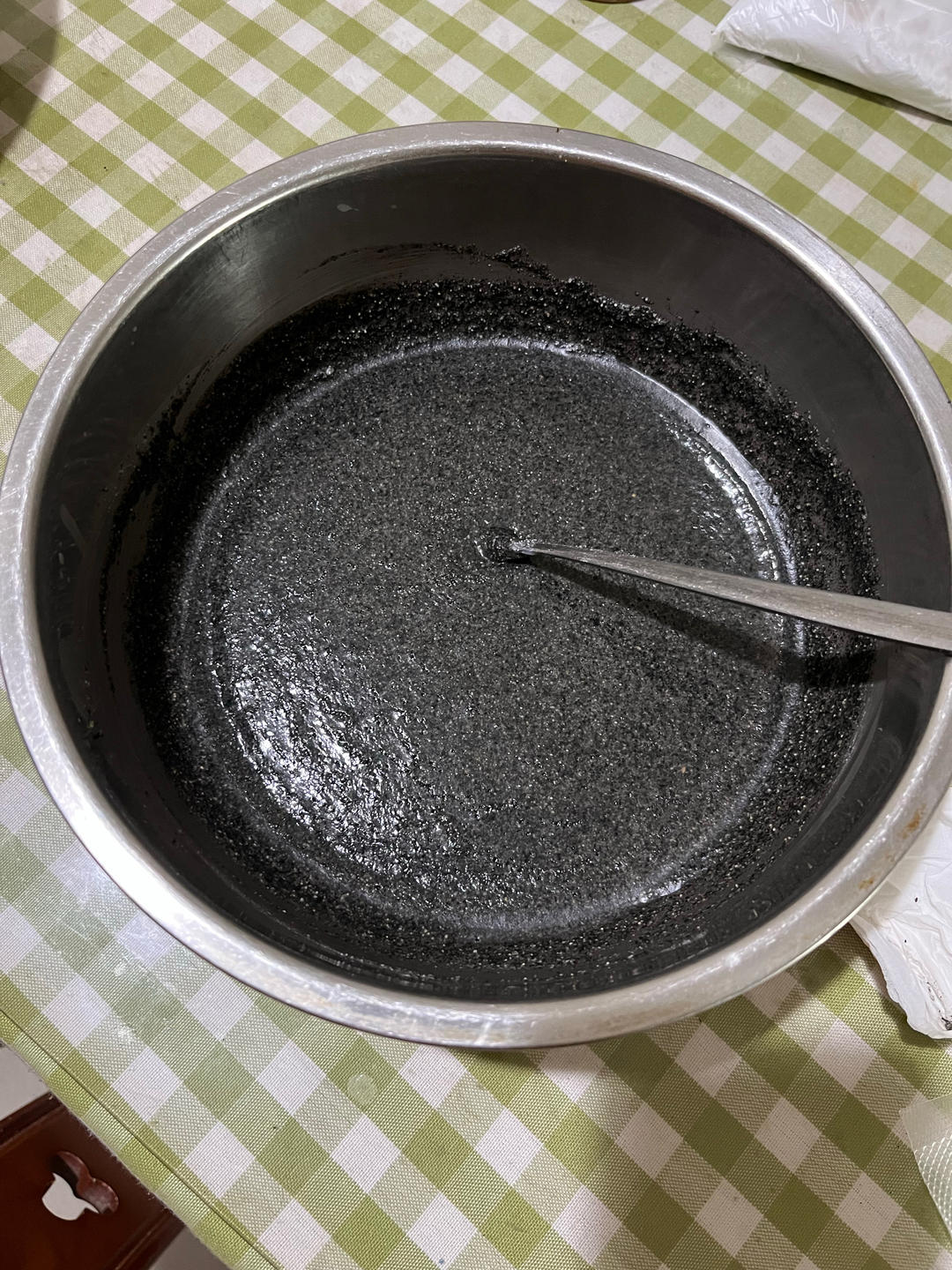 卡通汤圆丨黑芝麻流心馅汤圆这样做太好吃了