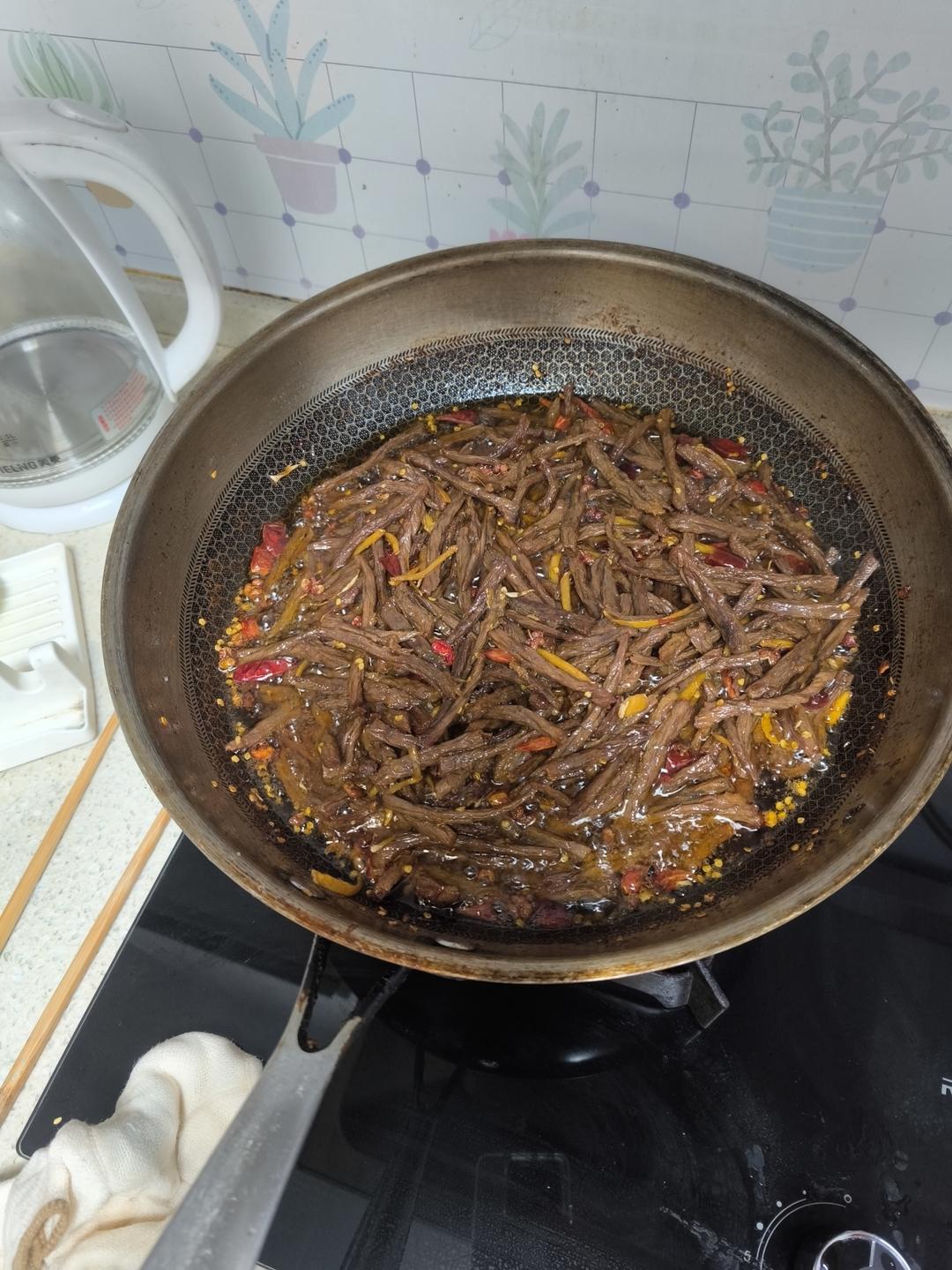 麻辣牛肉丝