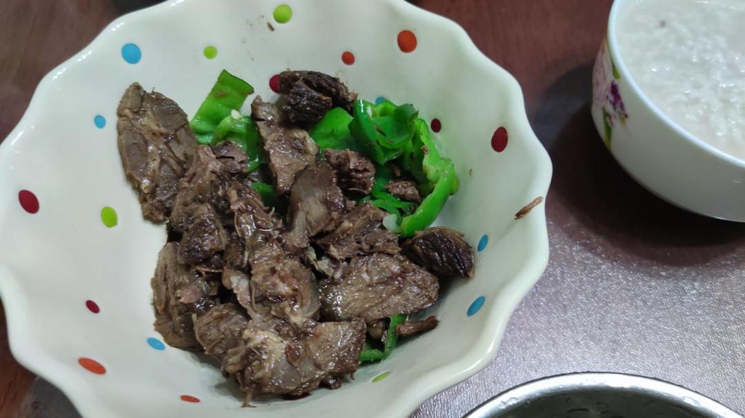 尖椒炒腊肉/酱牛肉