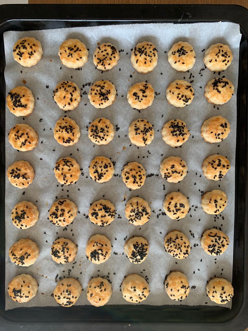 免揉超简单}奶香小面包}消耗淡奶油