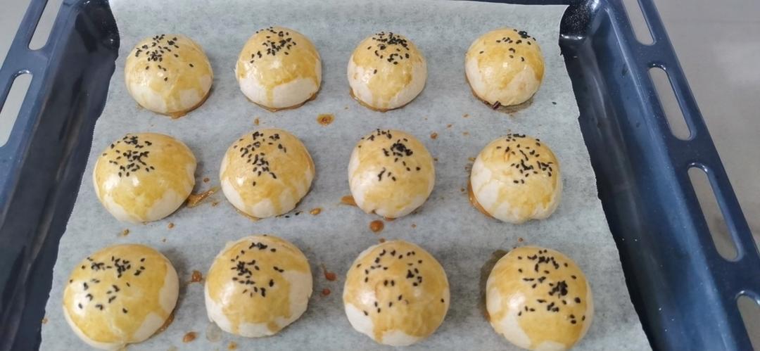 超简单 免揉 酥掉渣的蛋黄酥(超详细附全程视频)不破酥『万能酥皮』