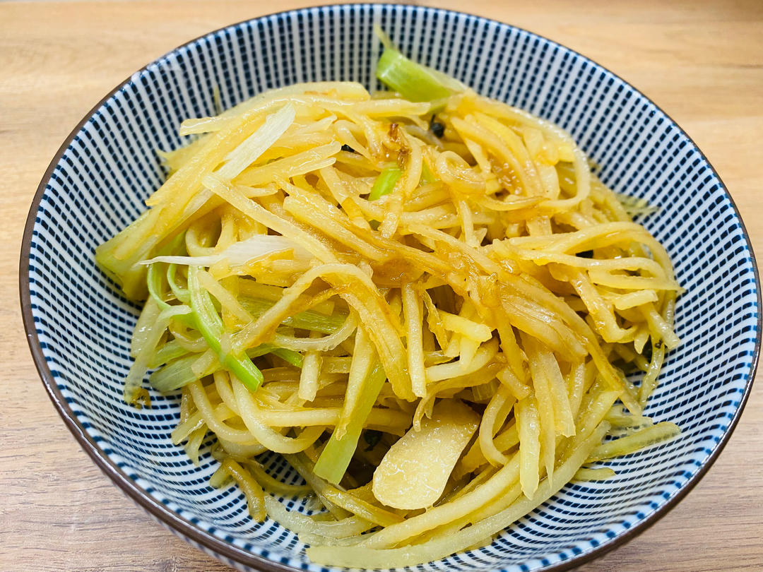 在家也能做出馆子味儿的醋溜/炝炒/酸辣土豆丝（就是那道看似简单，实则步步玄机的土豆丝）