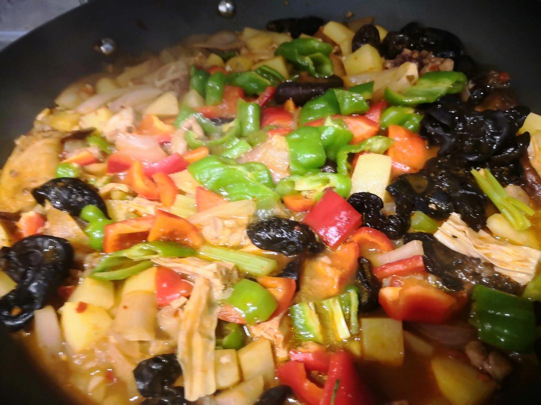 简易改良版鸡公煲菜谱