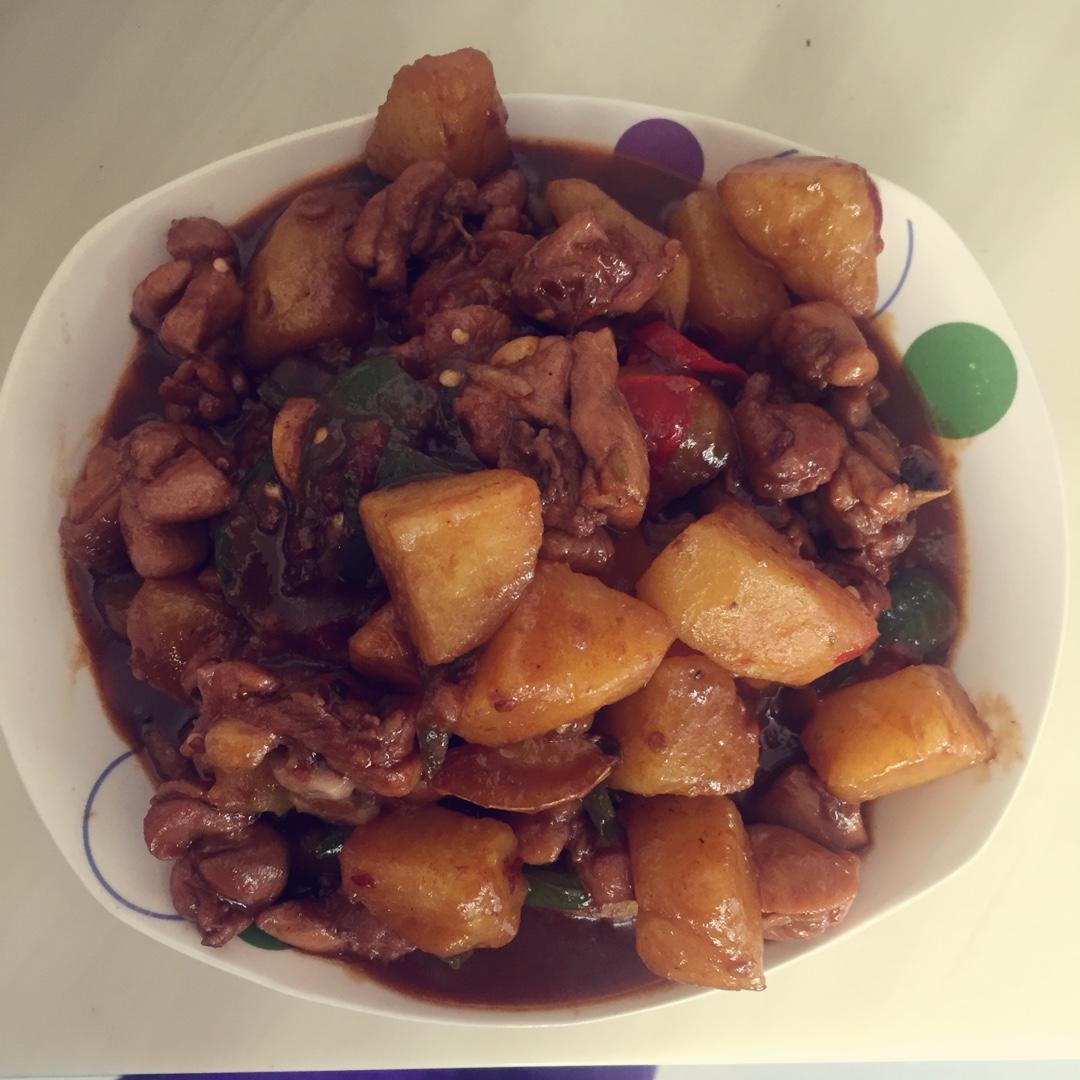 土豆烧鸡（非常下饭哦~）
