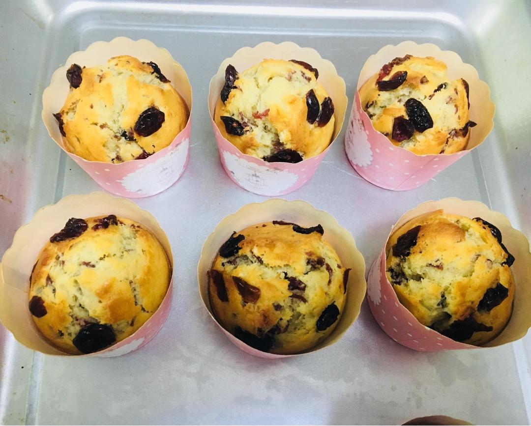 少女心的香蕉蔓越莓玛芬