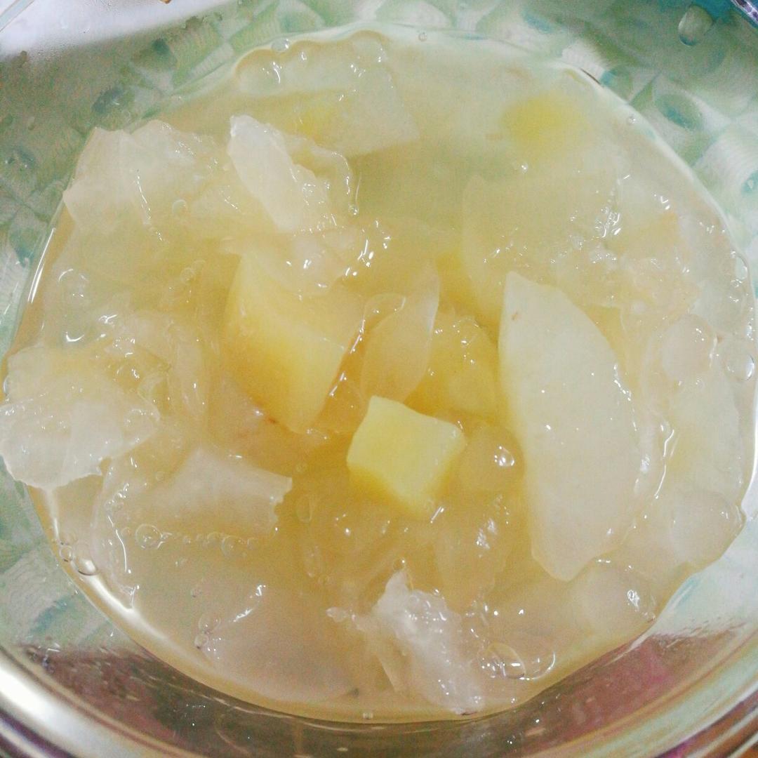 银耳西米水果羹