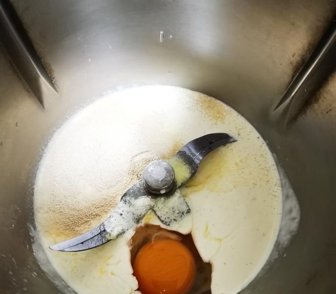 纯奶手撕吐司的做法 步骤1