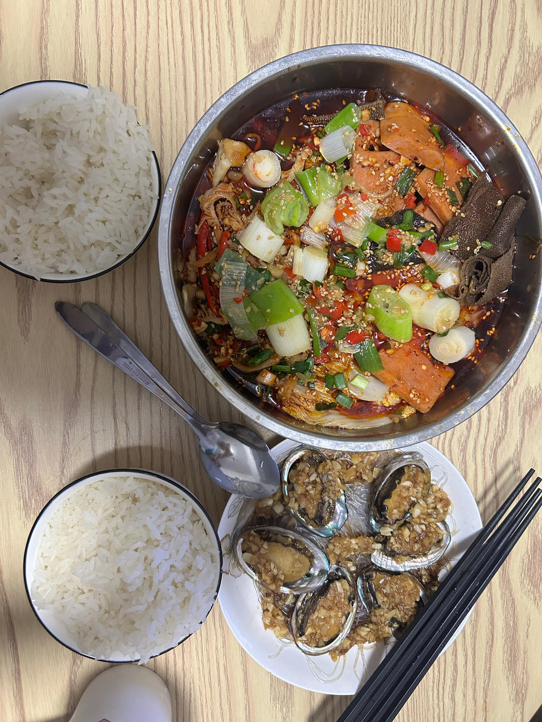 蒜蓉粉丝蒸鲍鱼
