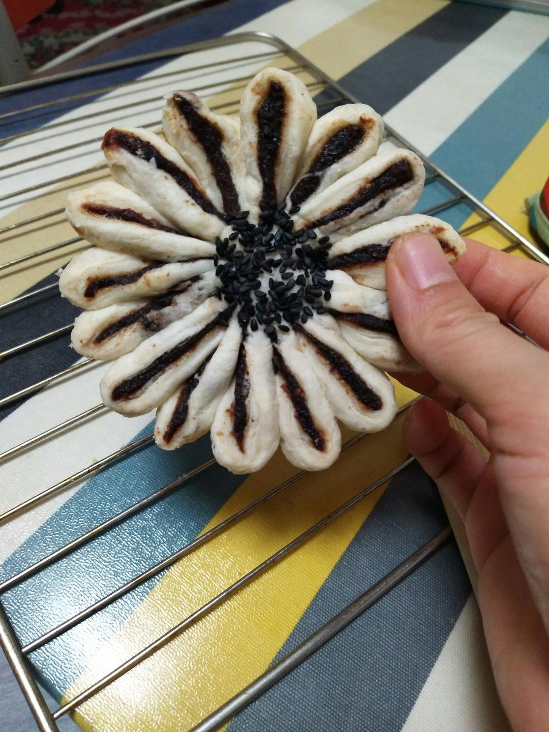 猪油版的各种酥（叉烧酥 紫荆花酥 菊花酥 元宝酥 ）