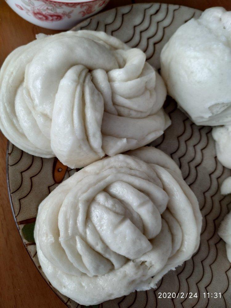 手把手教你蒸既简单又好看又好吃的花花朵🌺花卷（动图图解，一次发酵）