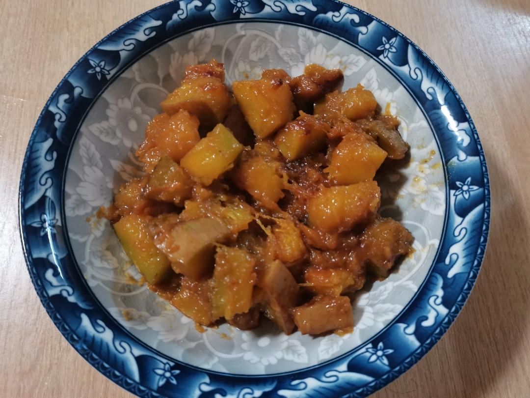 猪肉都不换的焖南瓜～吃起来糯糯甜甜咸咸的！