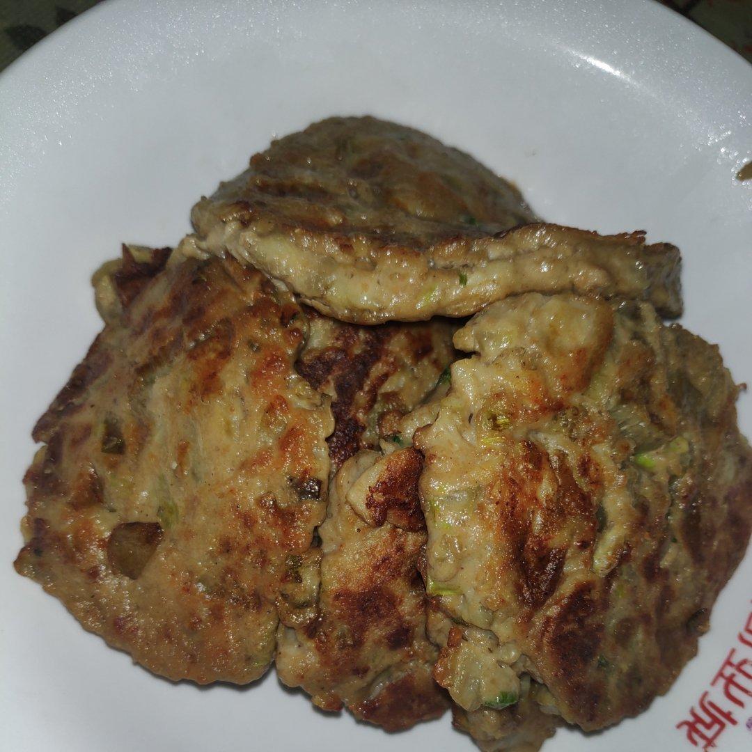 一个茄子  一个鸡蛋  这么做鲜嫩多汁  美味茄子饼   附细节视频