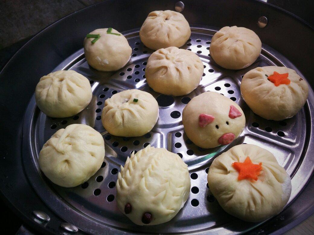 卡通动物造型果蔬馒头