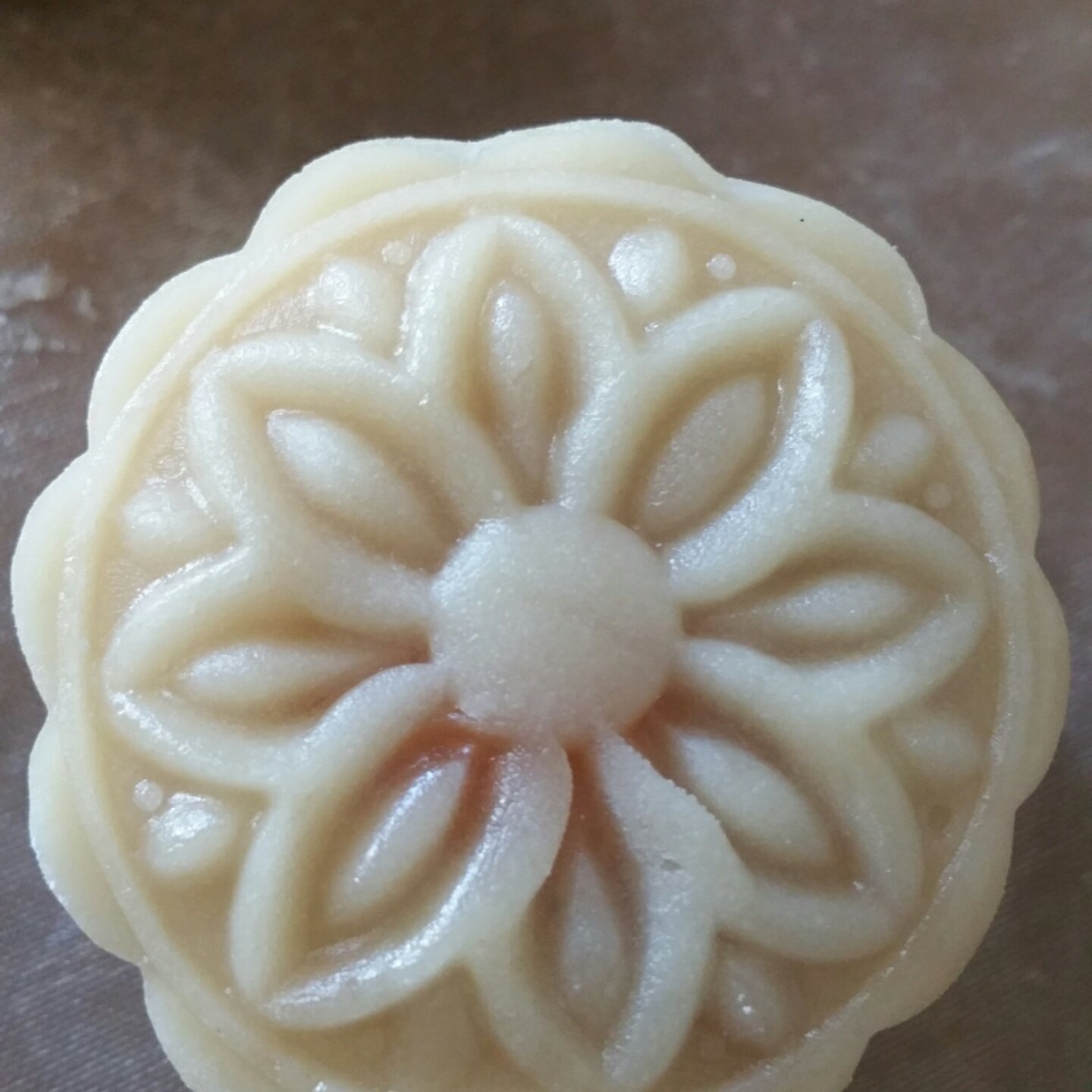 广式月饼—蛋黄莲蓉月饼