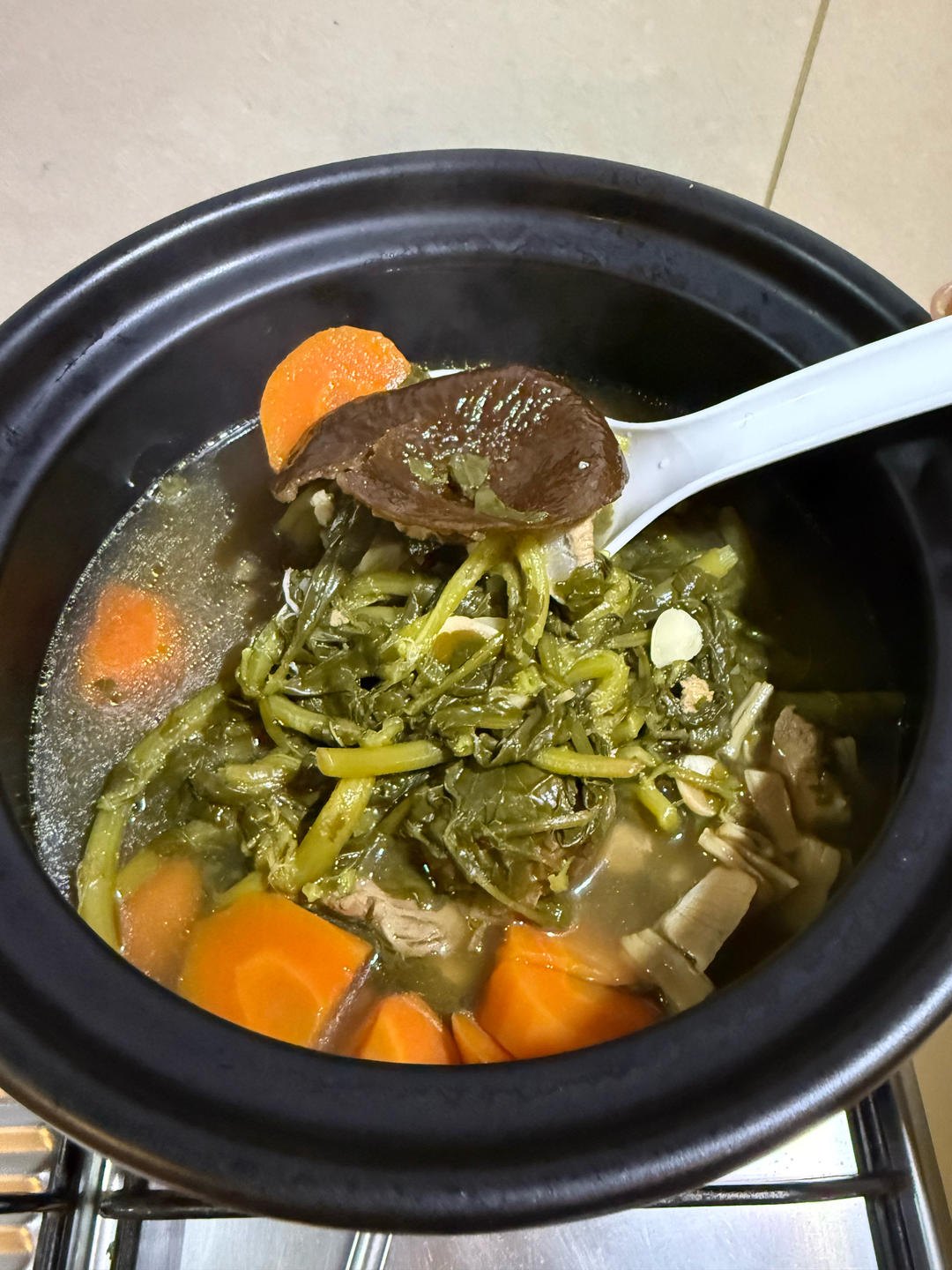 西洋菜陈肾猪骨汤