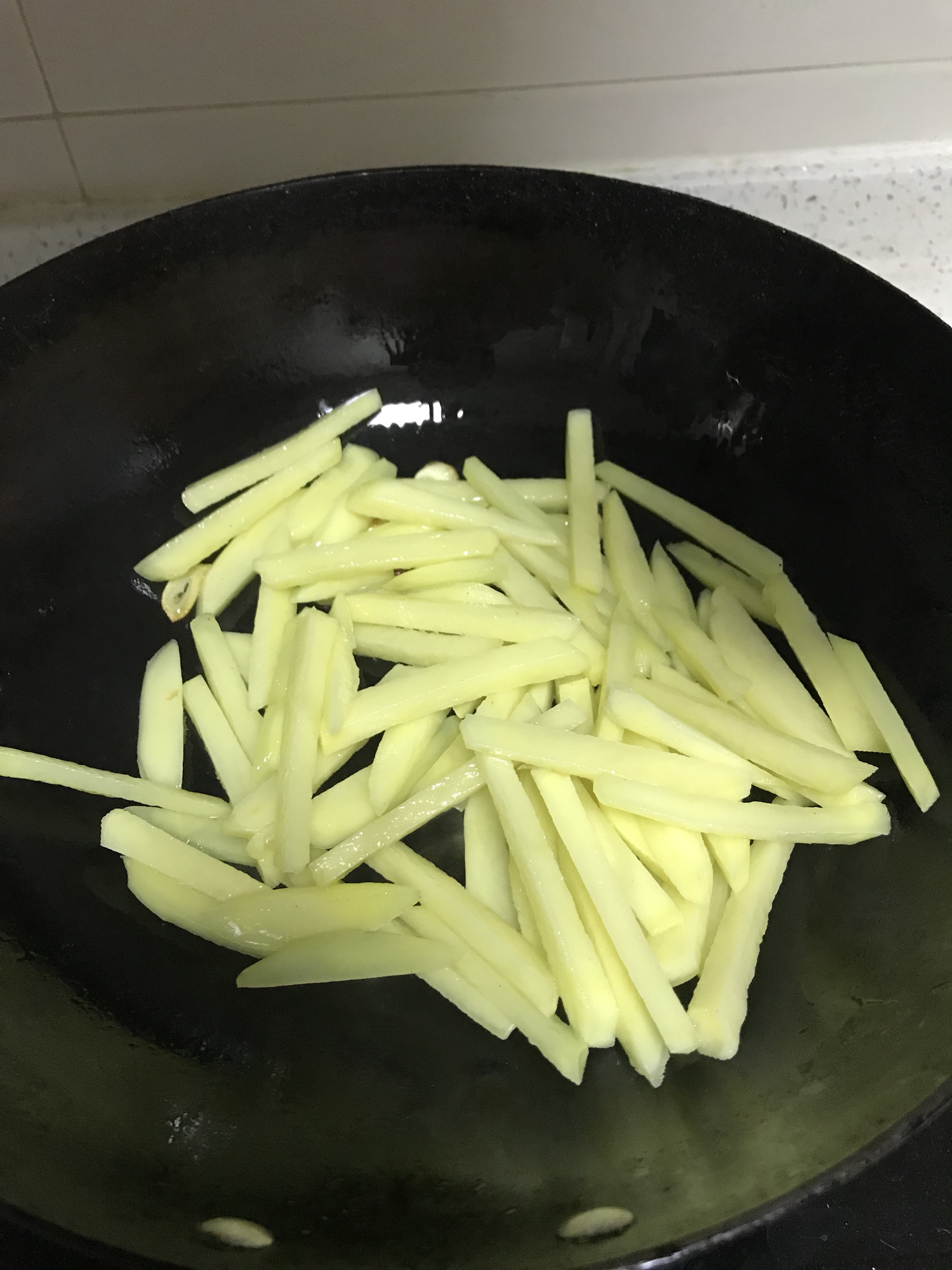 香芹土豆条（老干妈版）的做法 步骤4