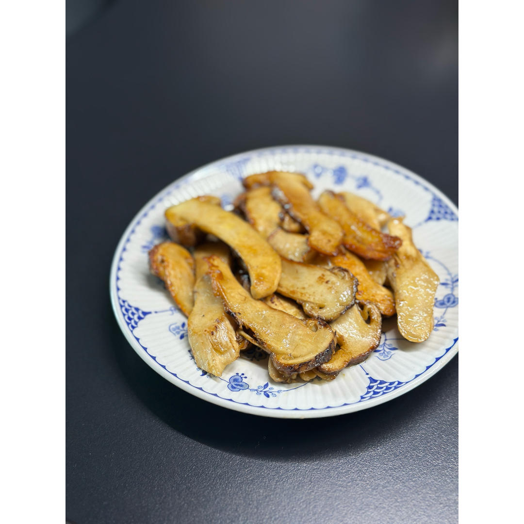 黄油煎松茸