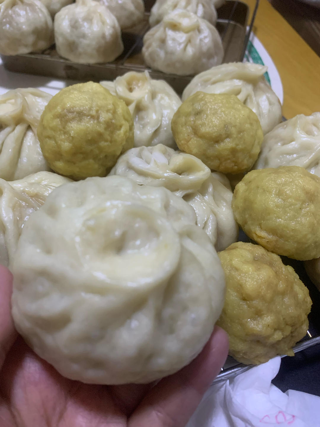 大红萝卜馅包子