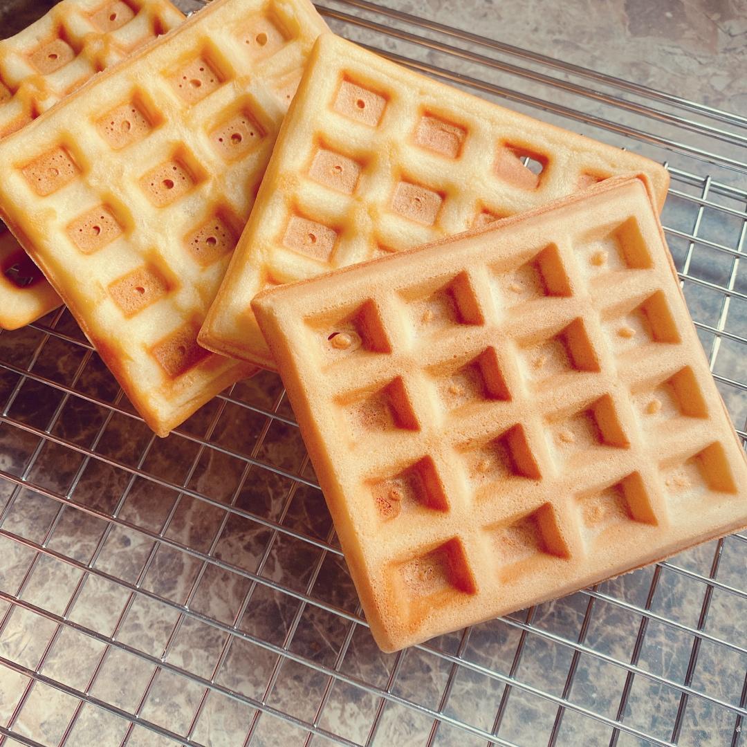 冰淇淋馅华夫饼