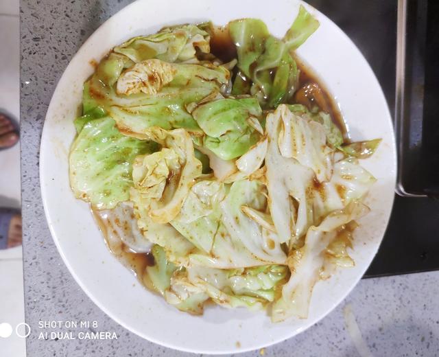 不爱吃青菜的小朋友的最爱-手撕包菜的做法