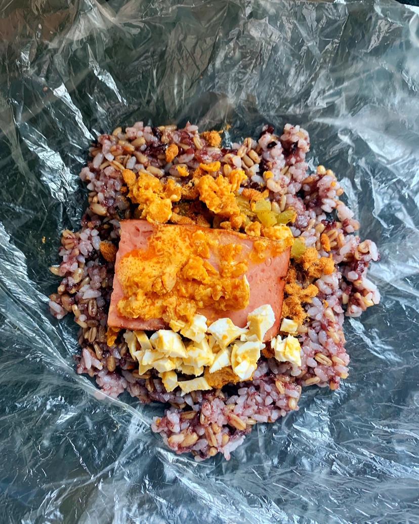 不用捏的饭团(おにぎらず)
