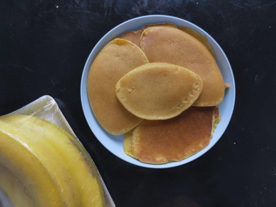 粗粮细做，玉米面最好吃的做法，5分钟搞定家人早餐，比油条好吃