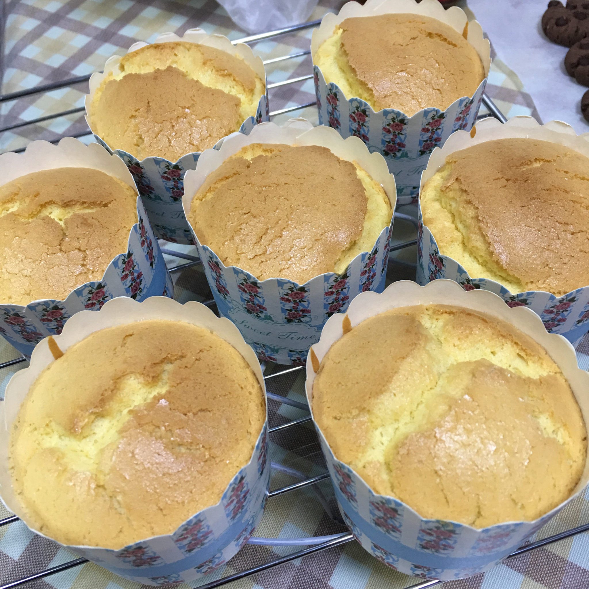 蛋香十足の海绵杯子蛋糕，伴手礼好选择。