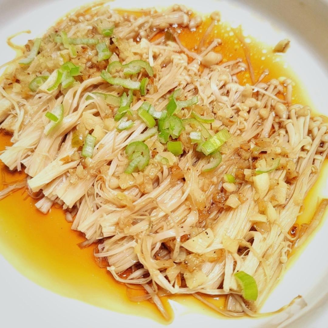 蒜蓉蒸金针菇